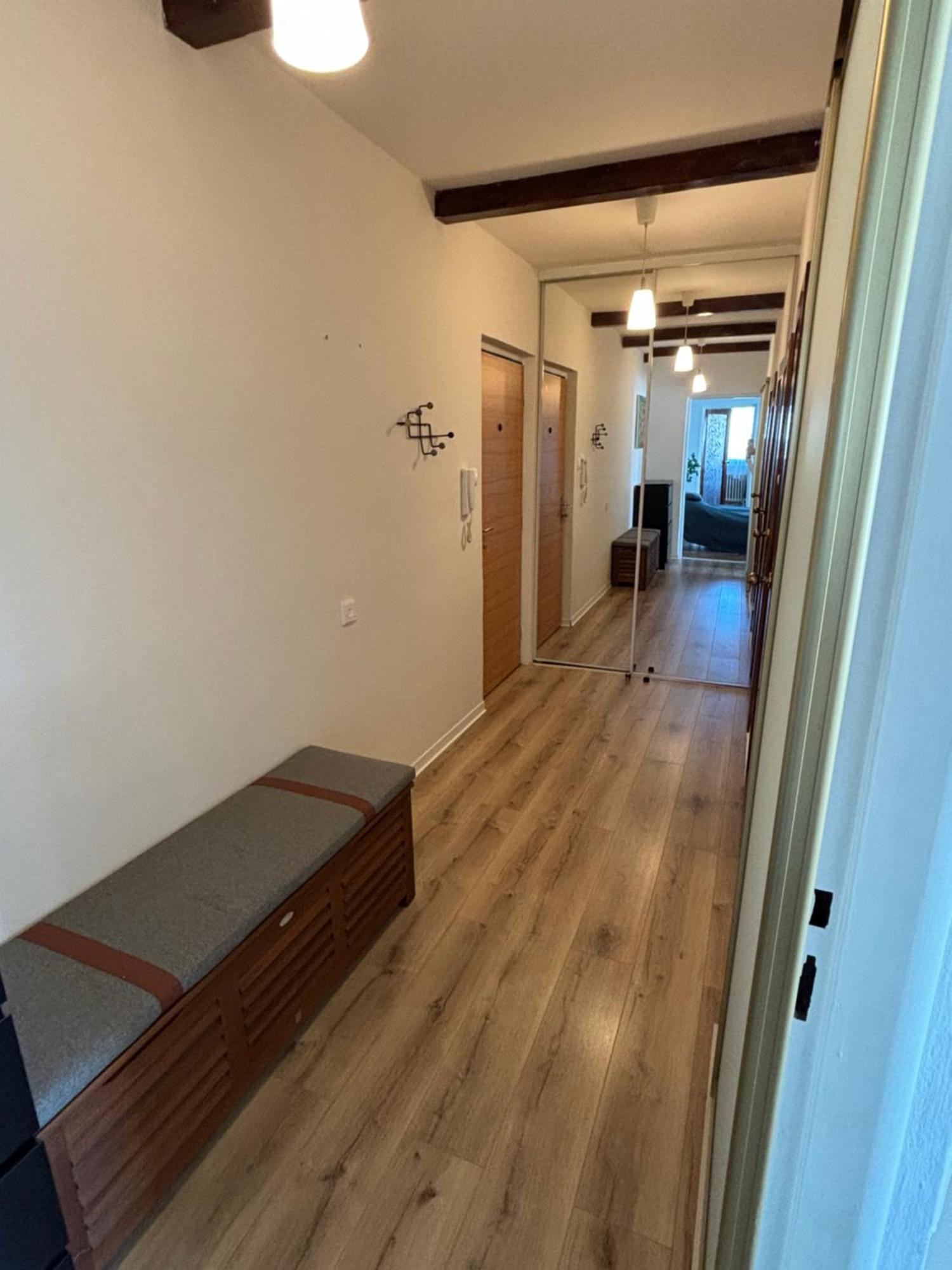 Apartman V Sirsom Centre Martina Nice S Klimatizaciou Esterno foto