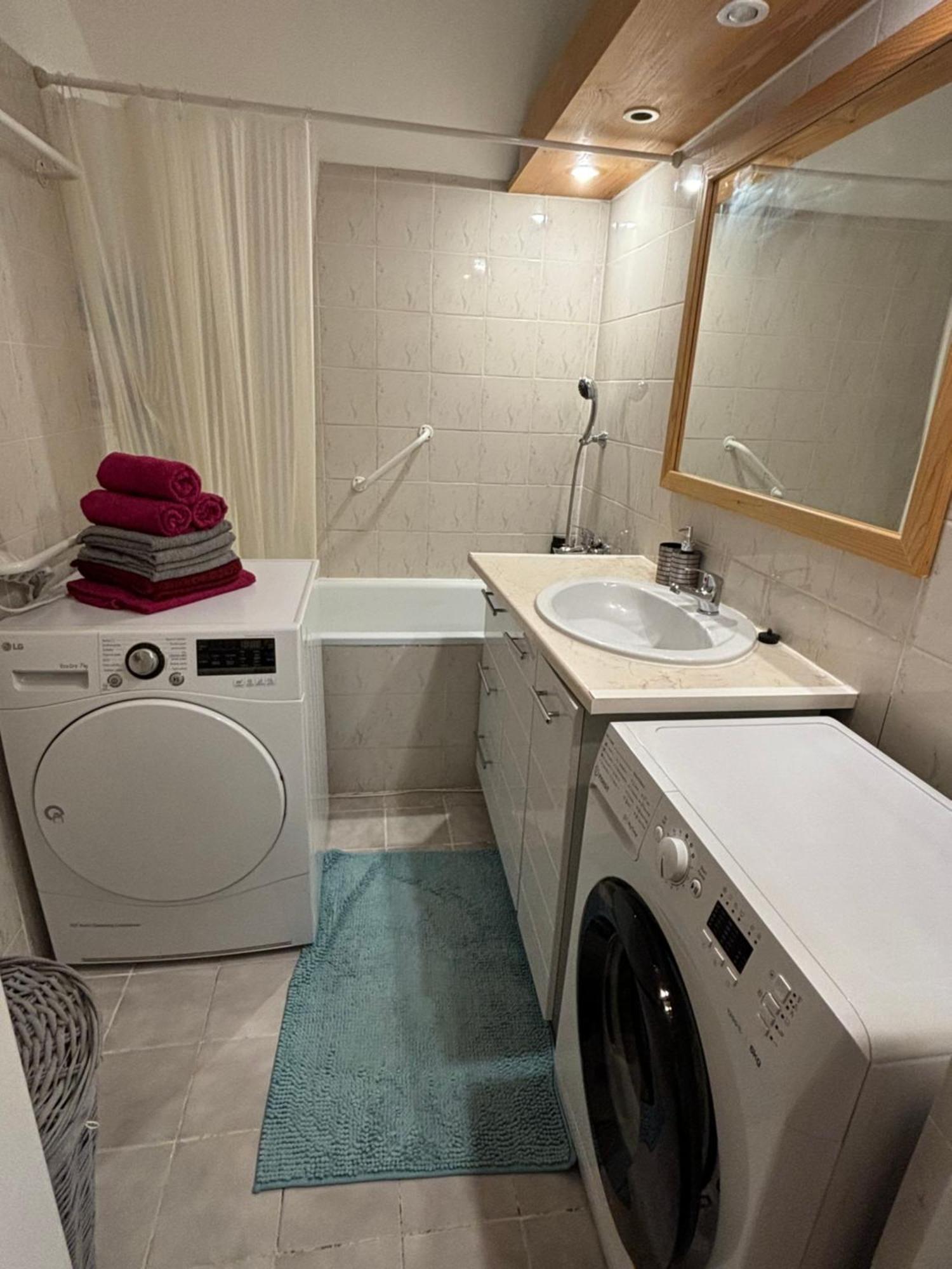 Apartman V Sirsom Centre Martina Nice S Klimatizaciou Esterno foto